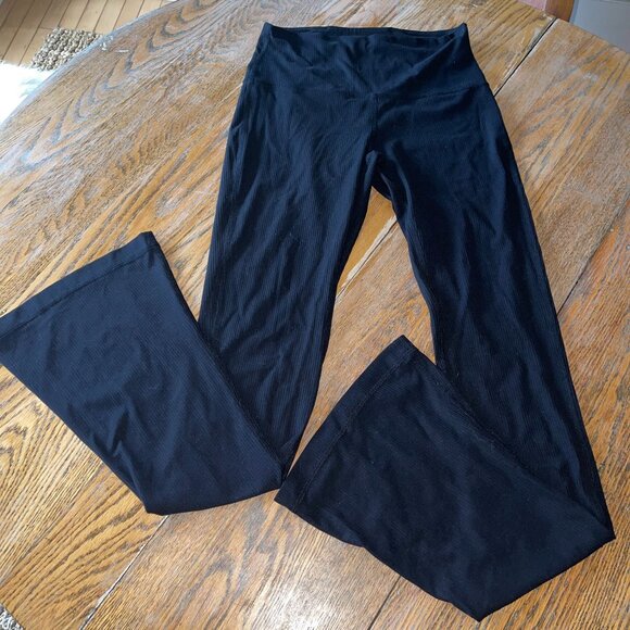 LULULEMON bootleg ribbed legging /6/LW5GA8S.04/super condition - Picture 1 of 4